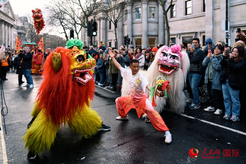 倫敦新春慶典現(xiàn)場(chǎng)。人民網(wǎng) 郭錦標(biāo)、楊浩鵬攝