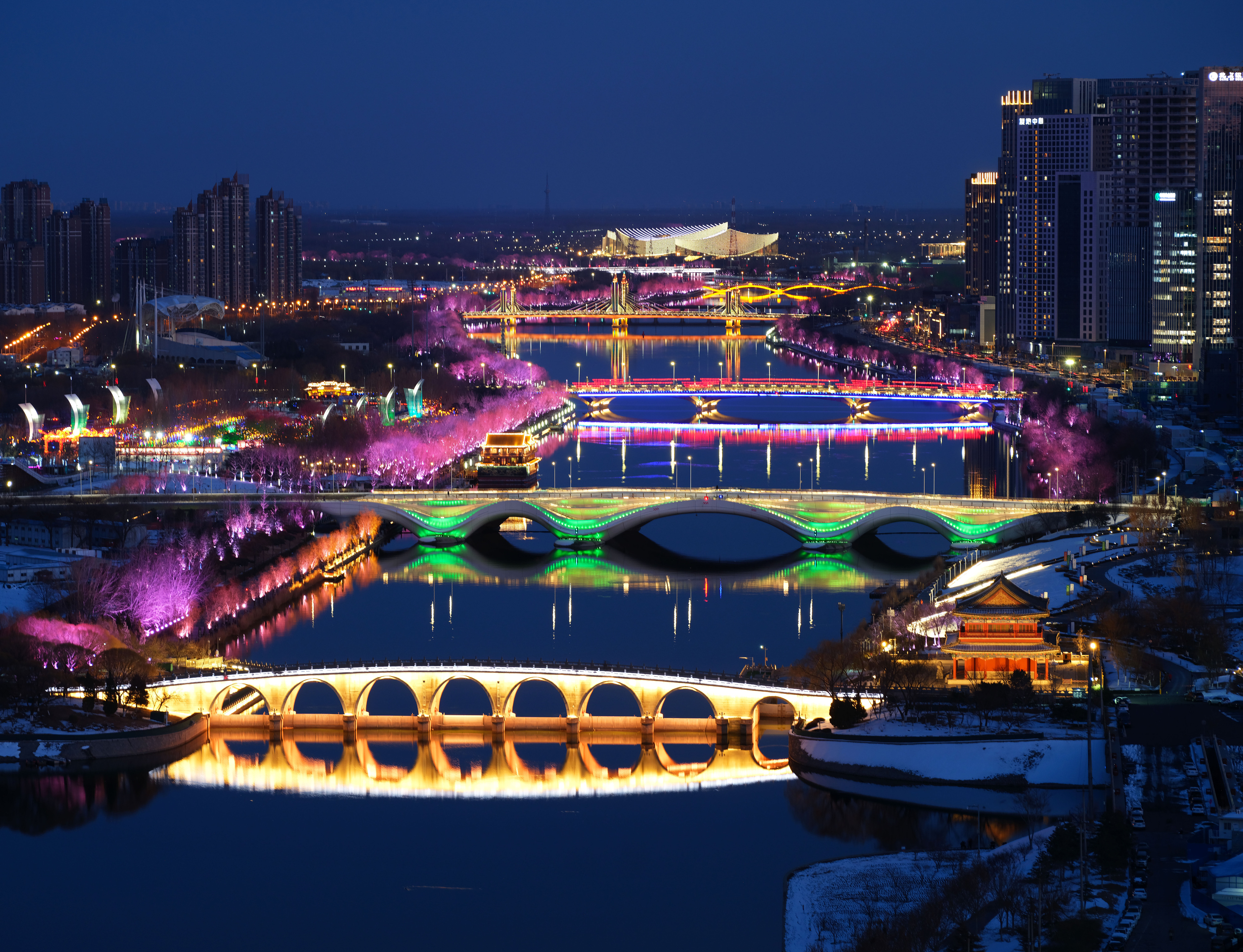 2024年2月22日，京杭大運(yùn)河北京通州段夜景。