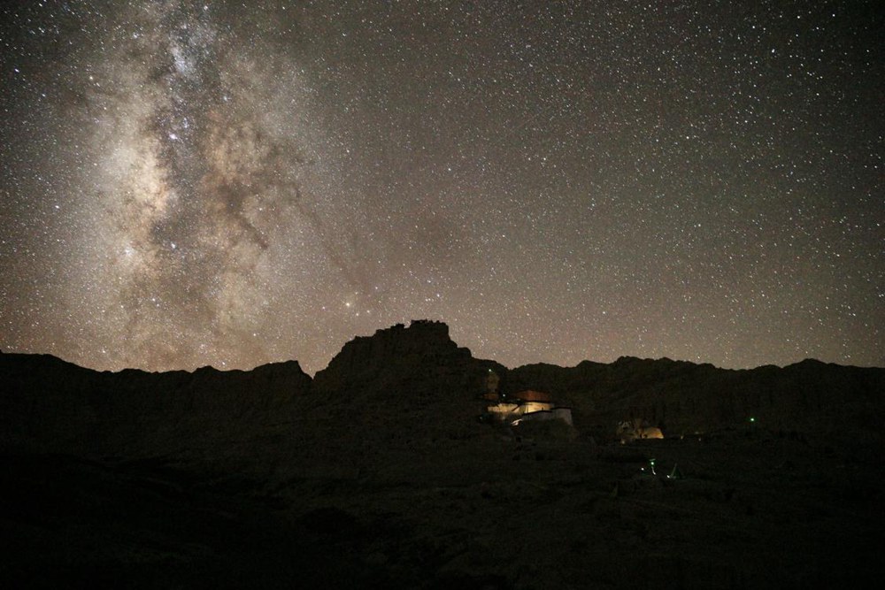 阿里暗夜星空。旦真次旦攝